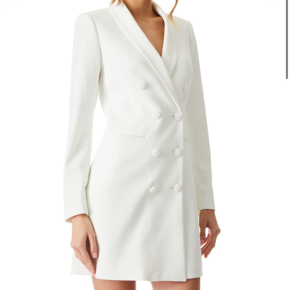 Alice + Olivia Kyrie Tuxedo Dress - 8